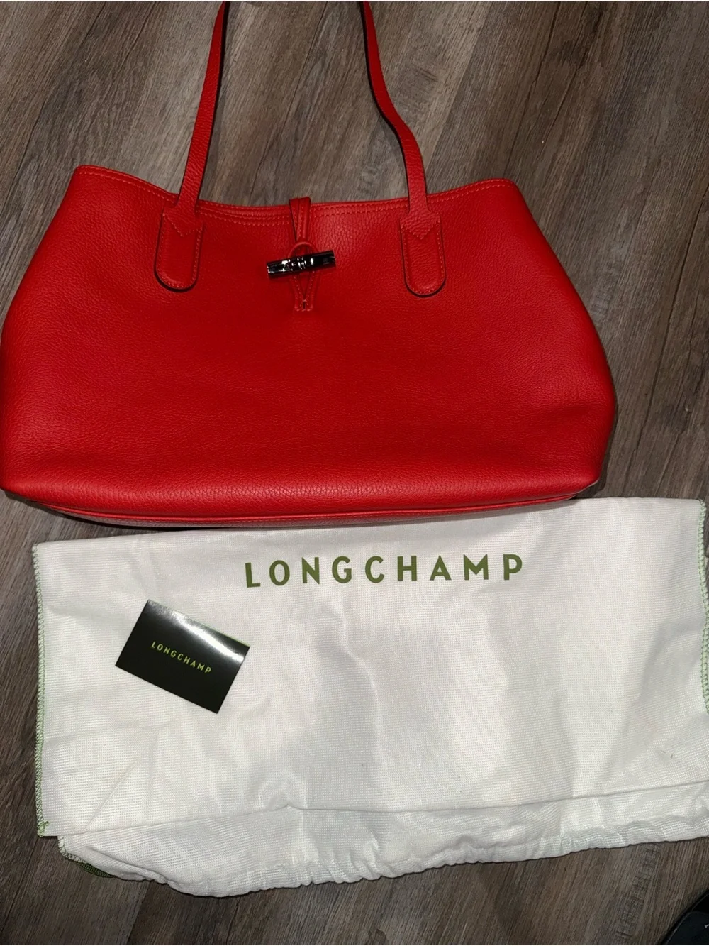 Longchamp Roseau Essential Mid Leather Tote